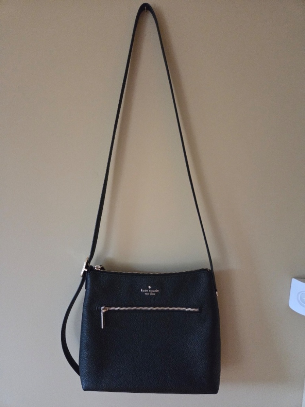 New Kate Spade Large Black Pepple Leather Cross-Body Handbag